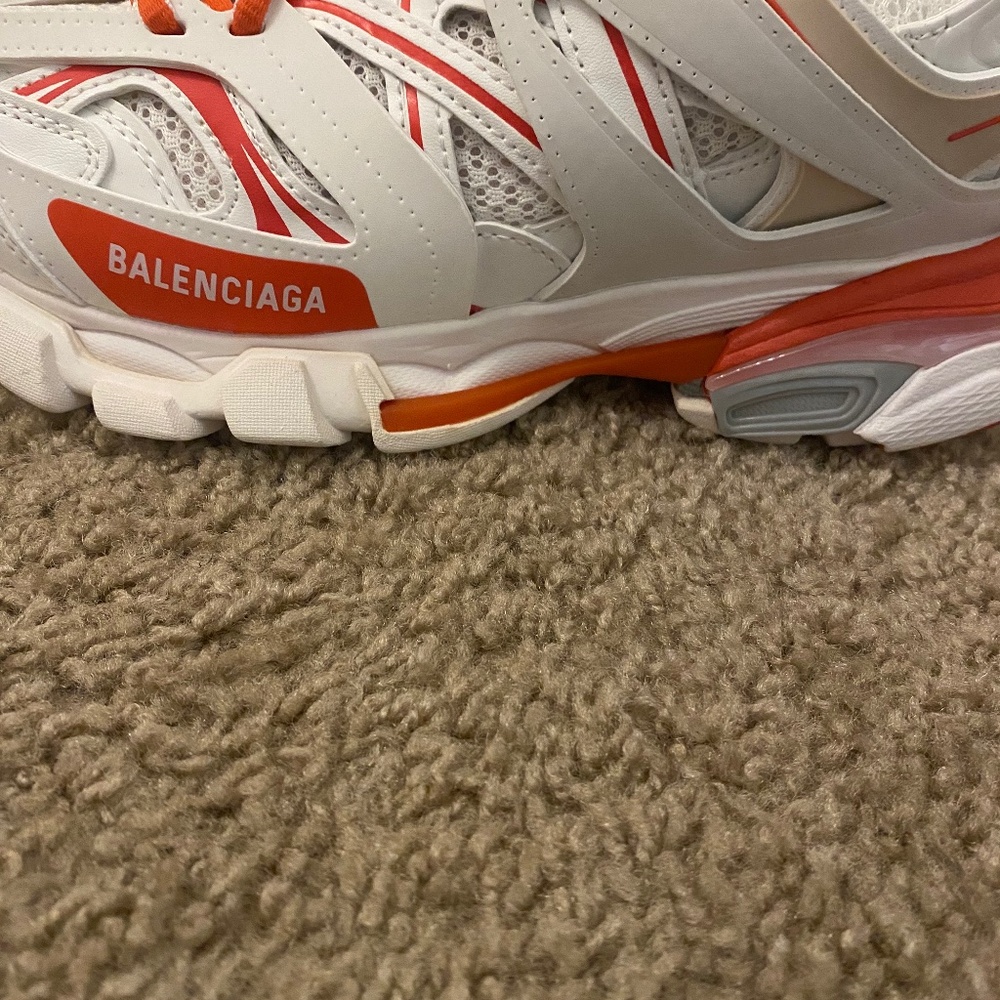 Selling balenciaga tracks